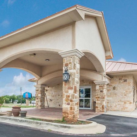 Motel 6 Floresville Exteriör bild